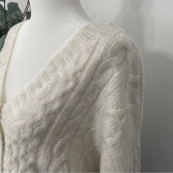 Winter White Chunky Cable Knit Button Down Oversized Cardigan Sweater - Picture 3 of 5